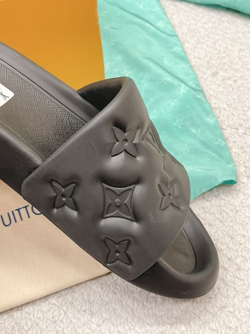 Louis Vuitton Slippers